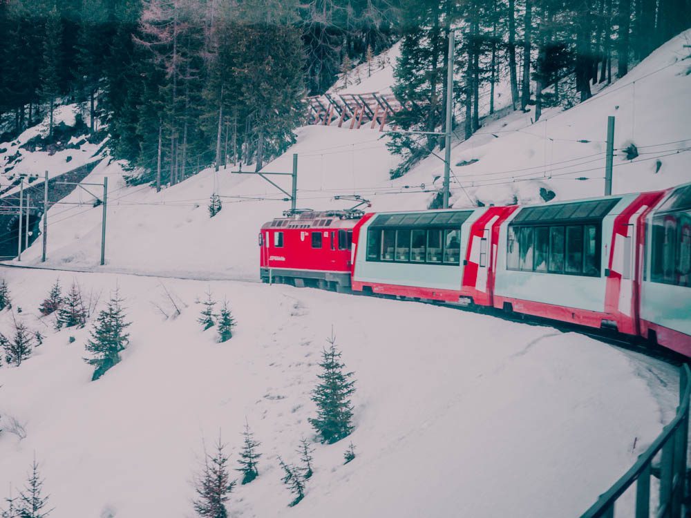 Le Glacier Express, le train le plus lent du monde - Bernina Express - Suisse - laquotidiennedele