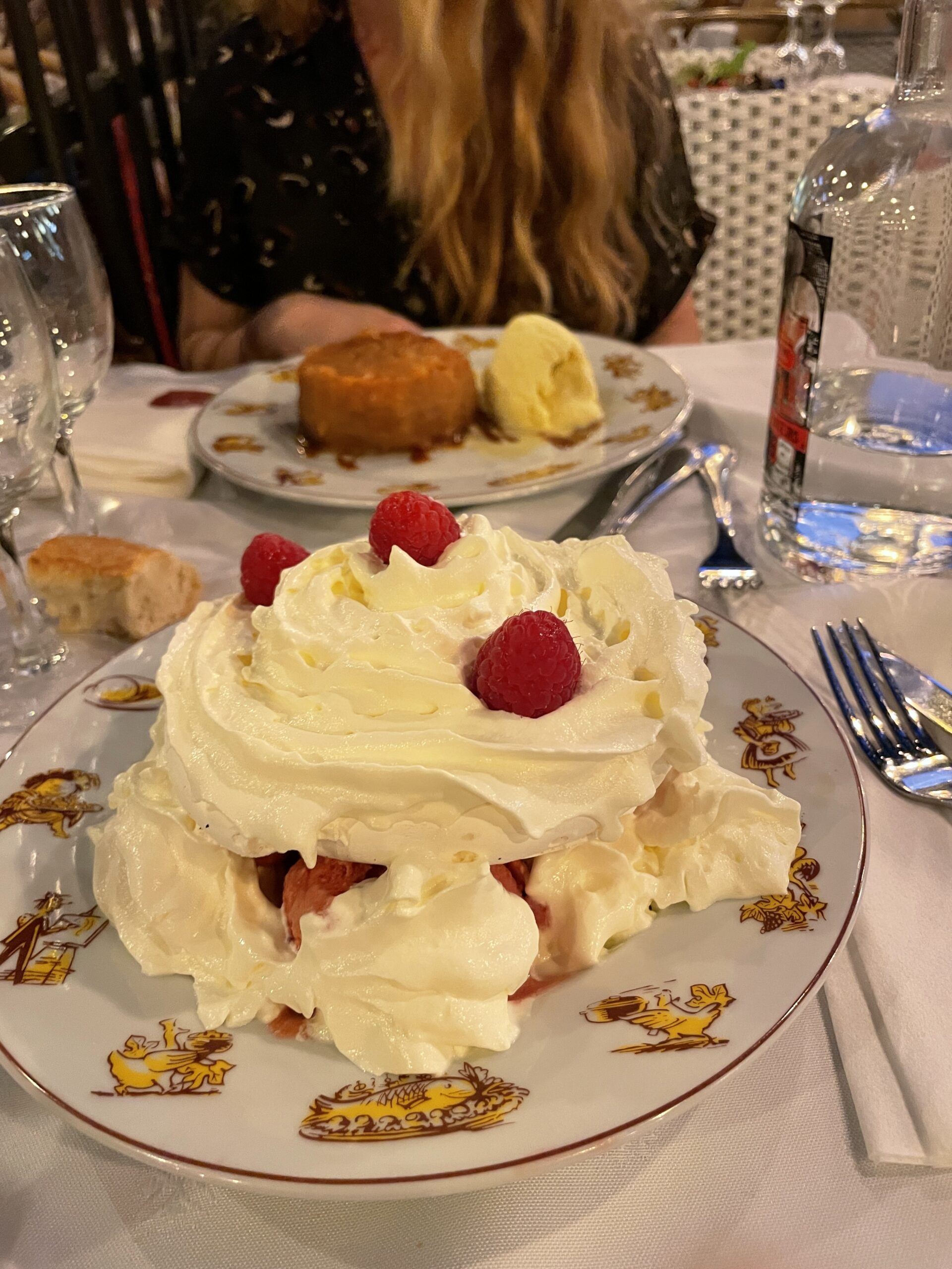 tarte tatin A la mère Catherine Montmartre 